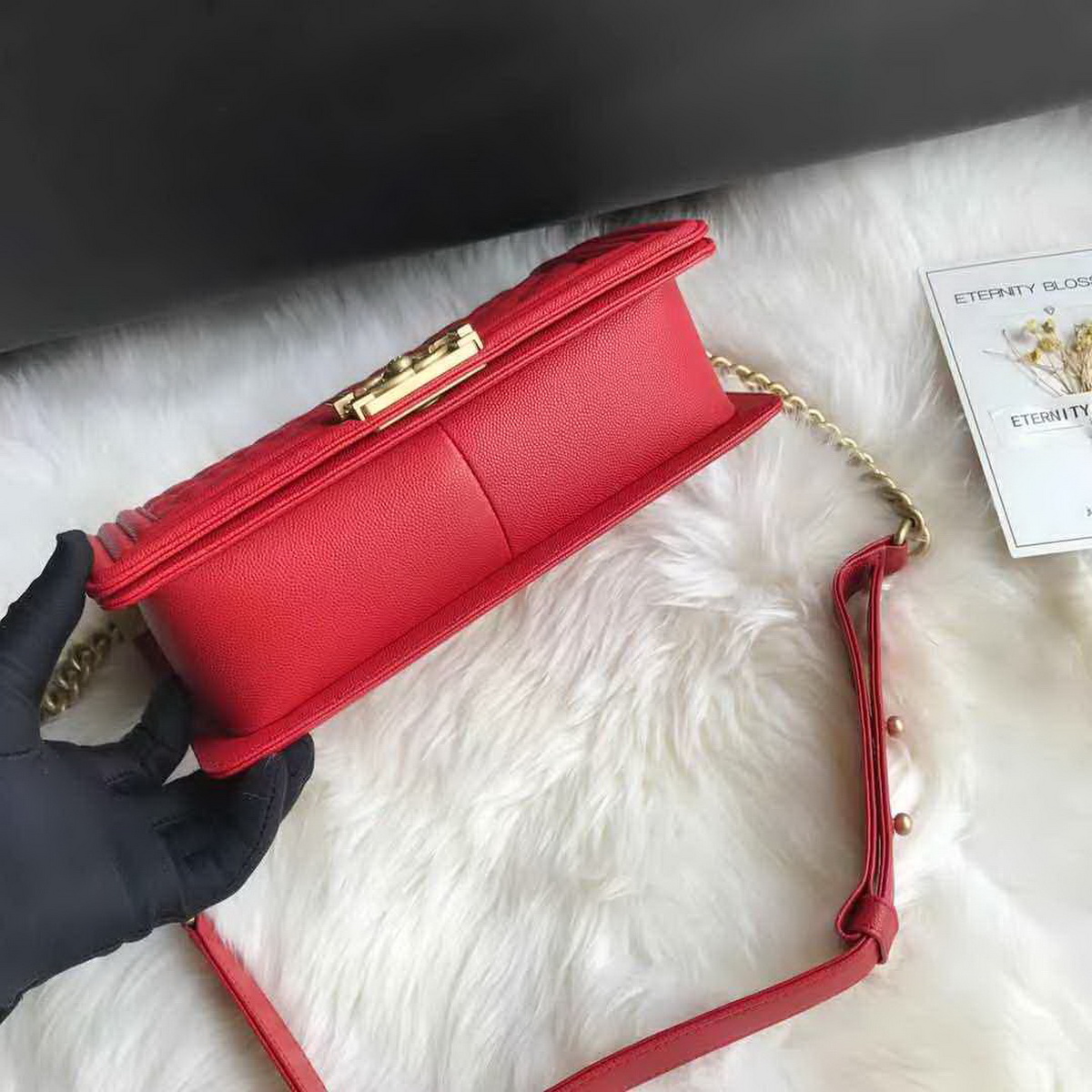 A67086, CHANEL BOY CHANEL HANDBAG, GRAINED CALFSKIN / CAVIAR