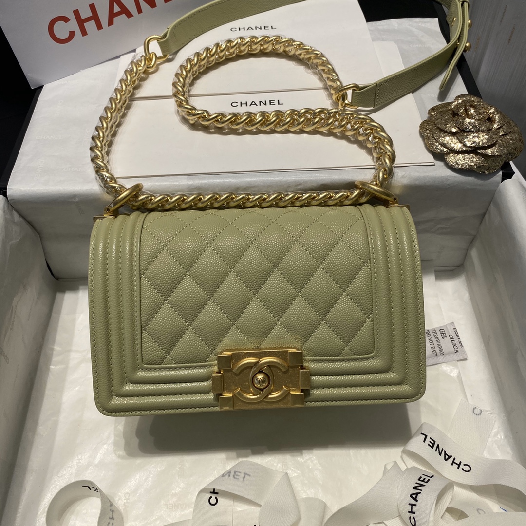 A67085, Small BOY CHANEL Handbag, Calfskin