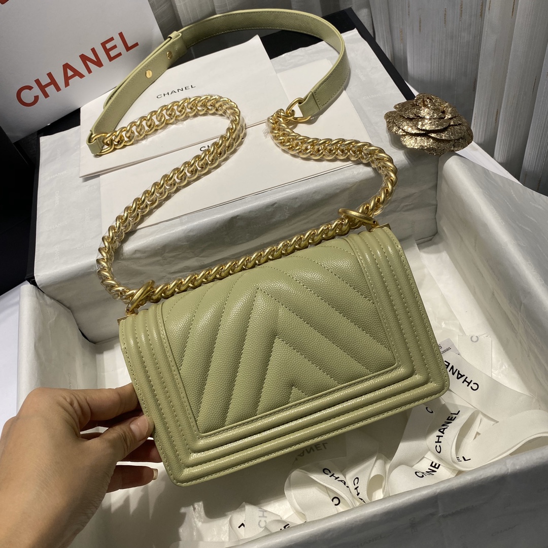 A67085, Small BOY CHANEL Handbag, Calfskin