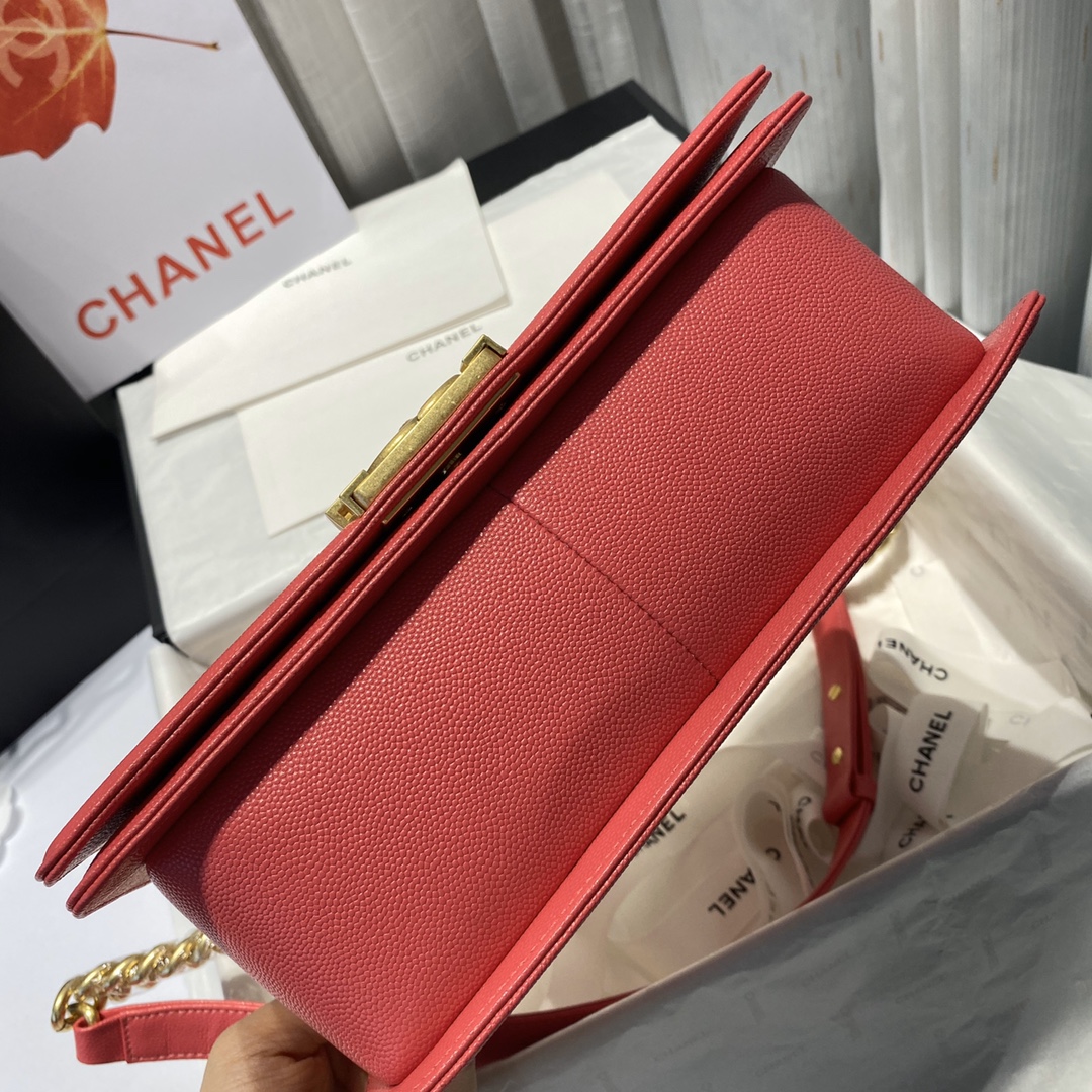 A67086, CHANEL BOY CHANEL HANDBAG, GRAINED CALFSKIN / CAVIAR