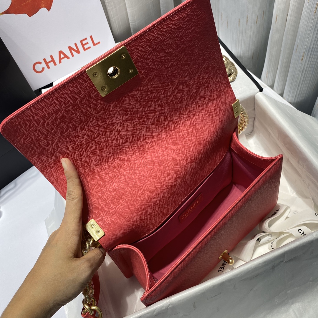 A67086, CHANEL BOY CHANEL HANDBAG, GRAINED CALFSKIN / CAVIAR
