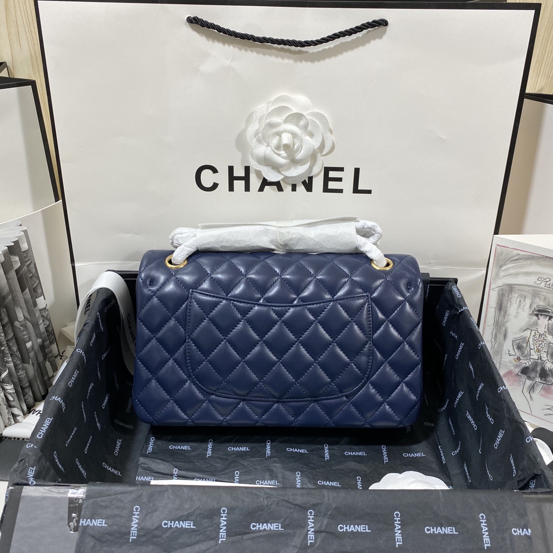 A1112, Chanel Classic Handbag & Cross Body Bag