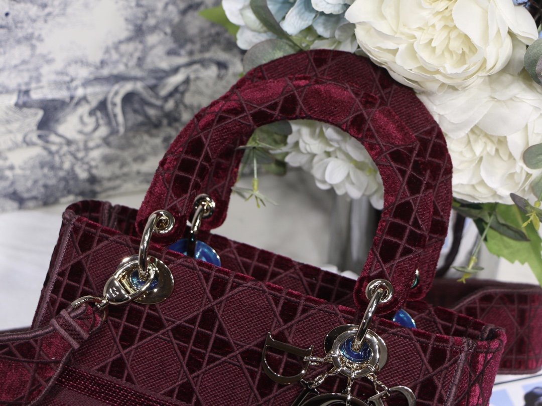 MEDIUM LADY D-LITE BAG