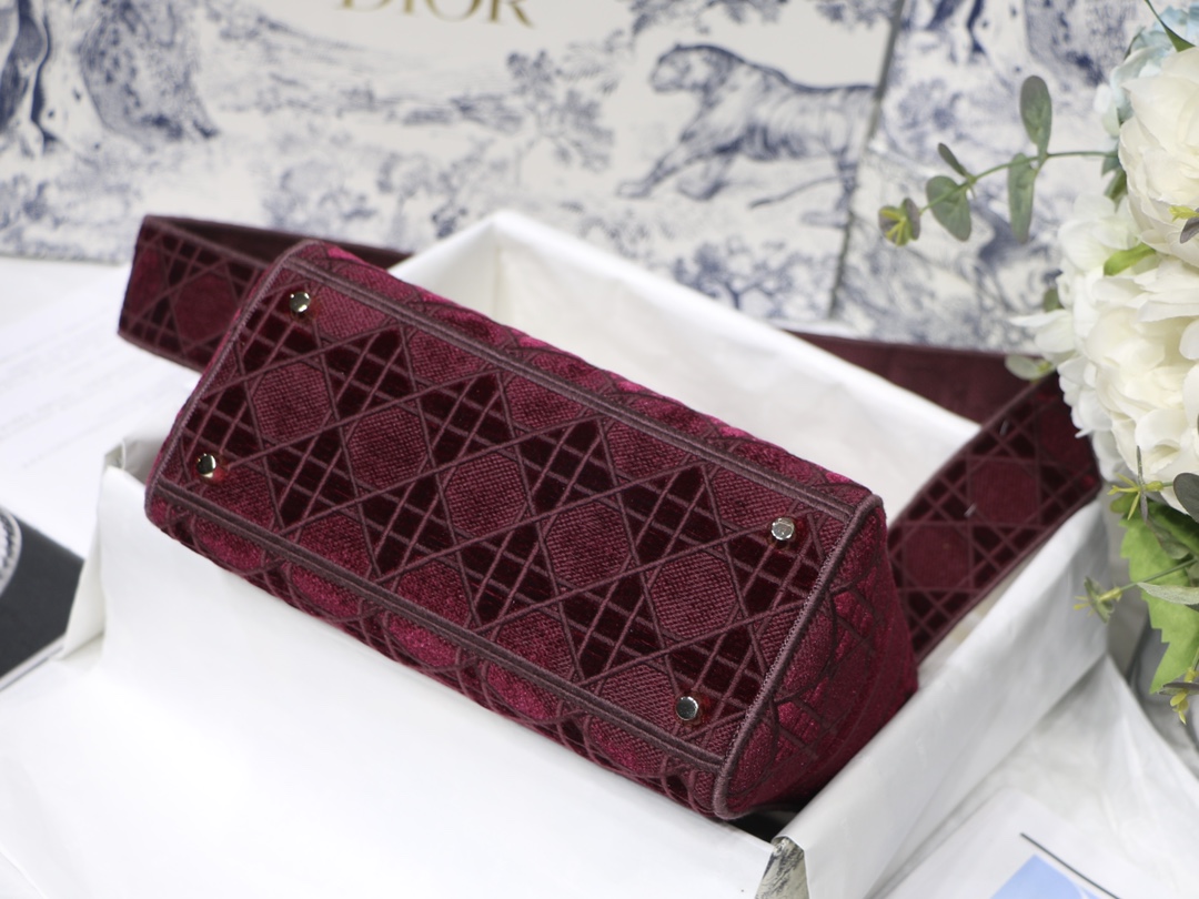 MEDIUM LADY D-LITE BAG
