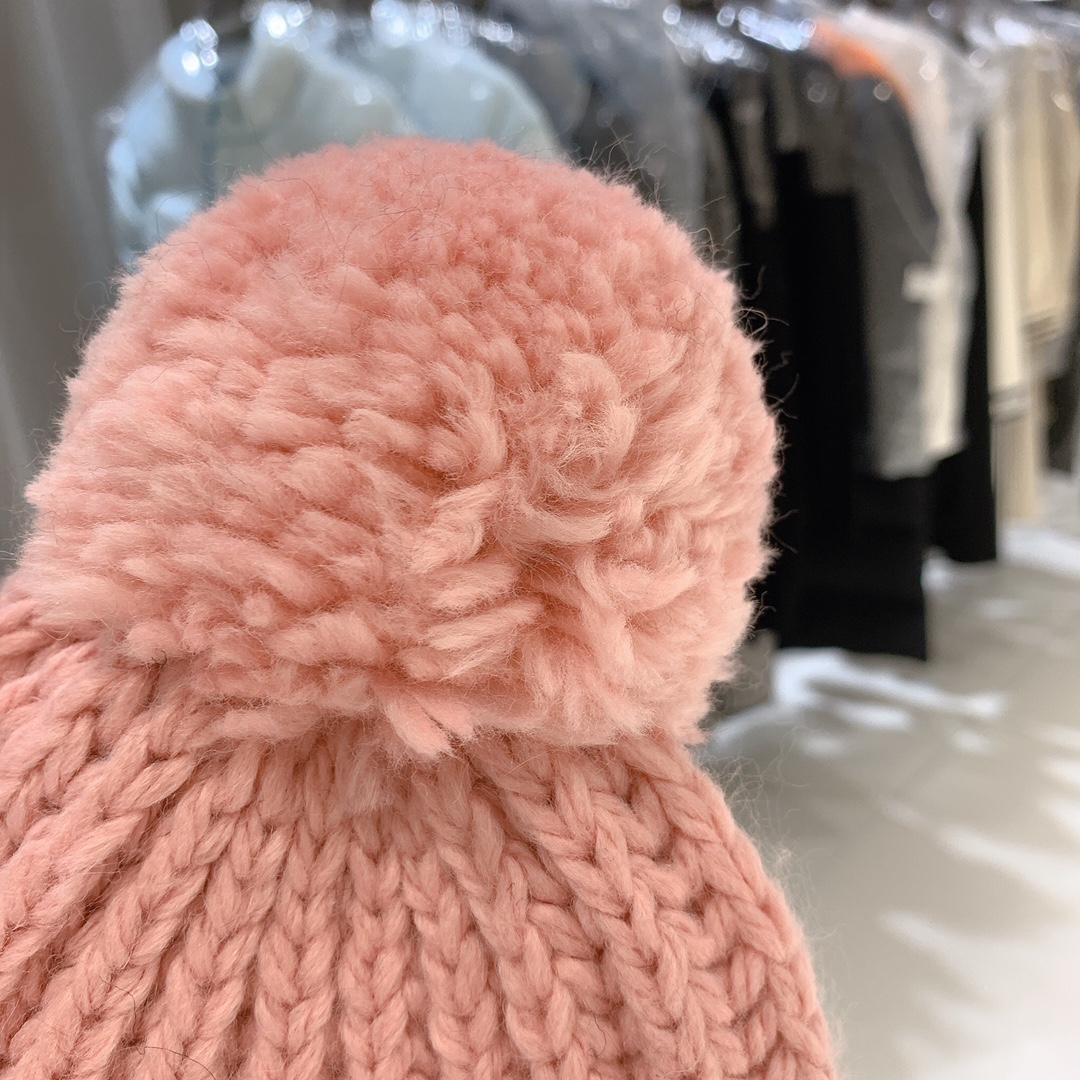 Skullies & Beanies, Hats, GUCCI
