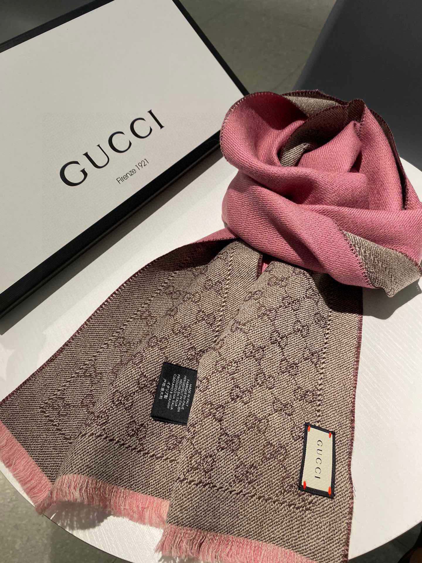 GUCCI SCARVES