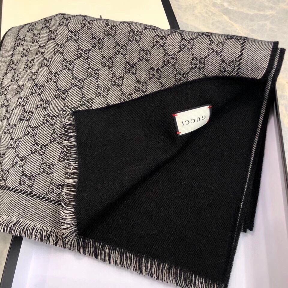 GUCCI SCARVES