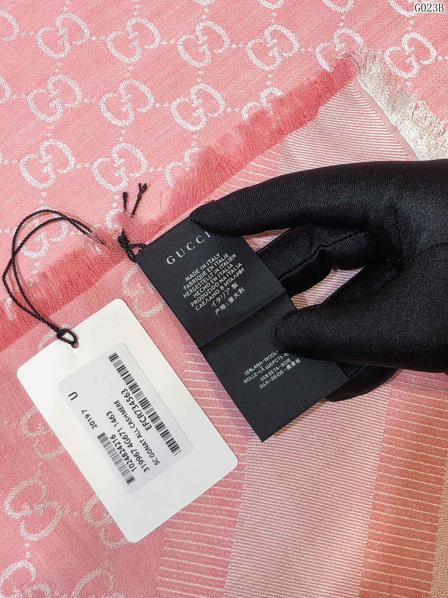GUCCI SCARVES