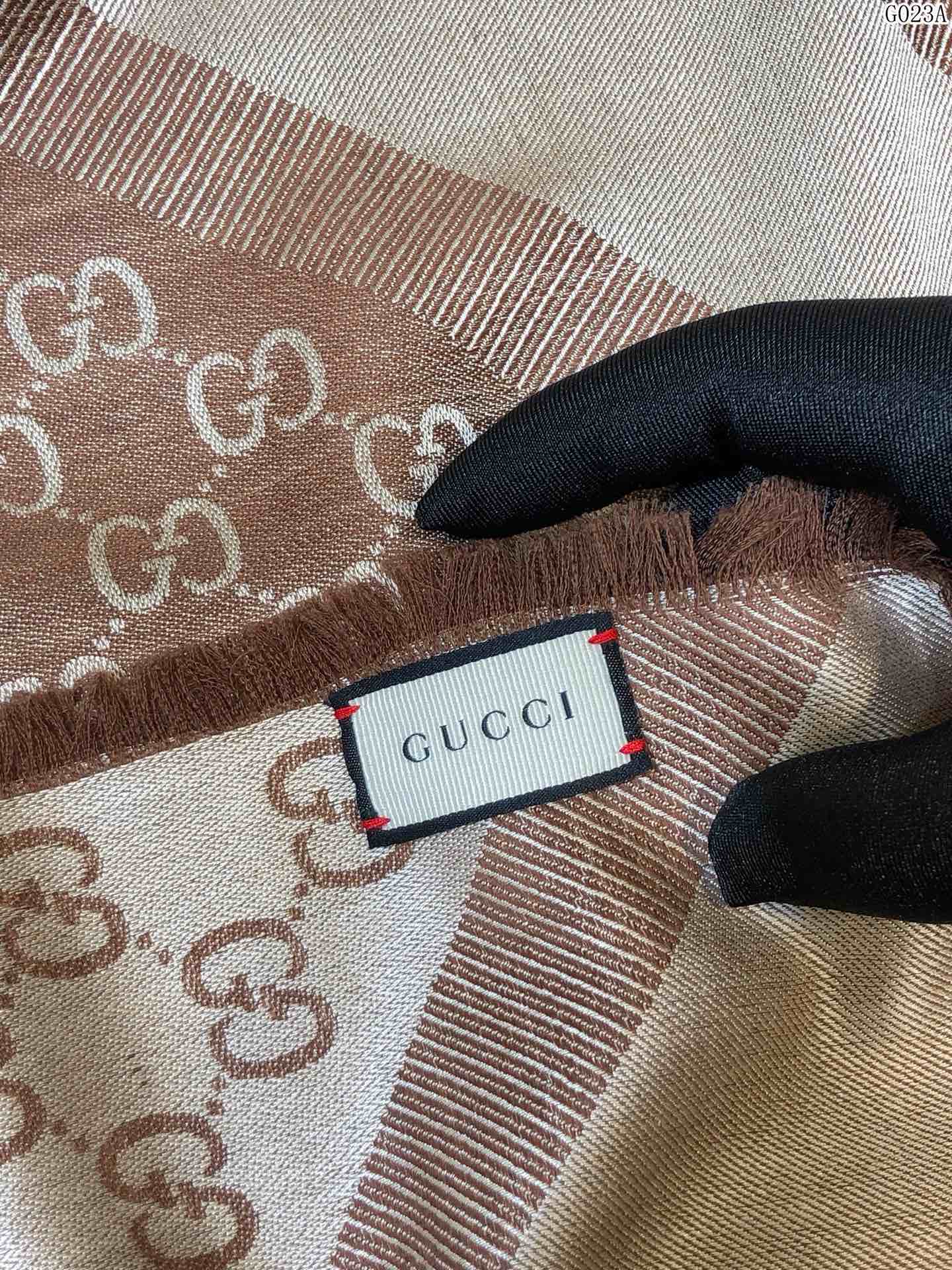 GUCCI SCARVES