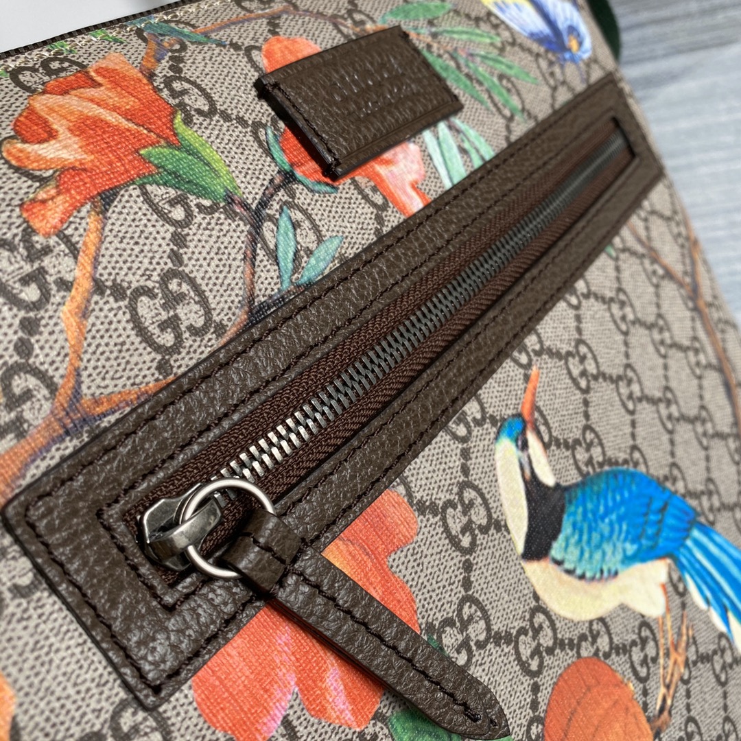 406408 Gucci Tian GG Supreme messenger