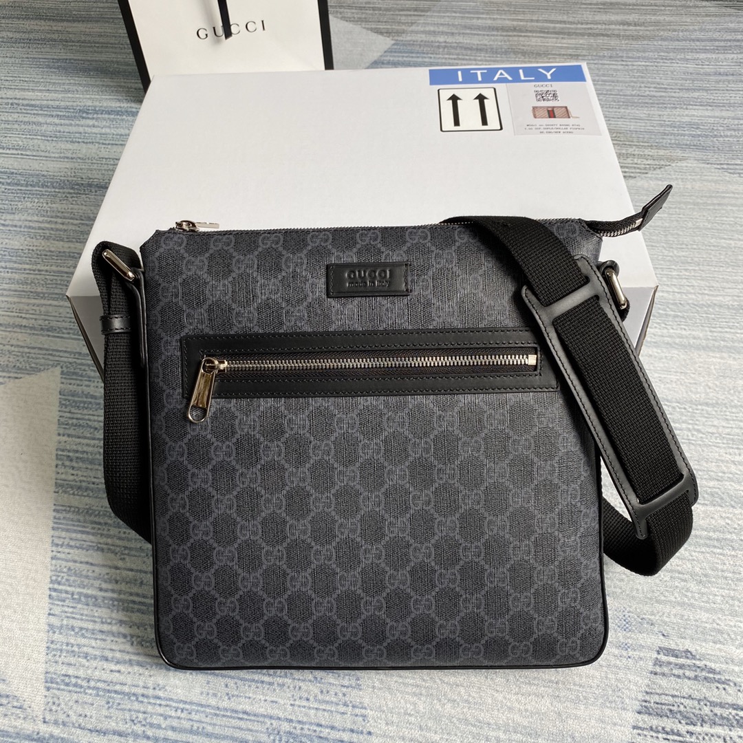 406408 Gucci GG Supreme messenger