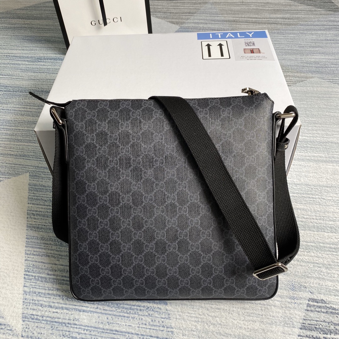 406408 Gucci GG Supreme messenger