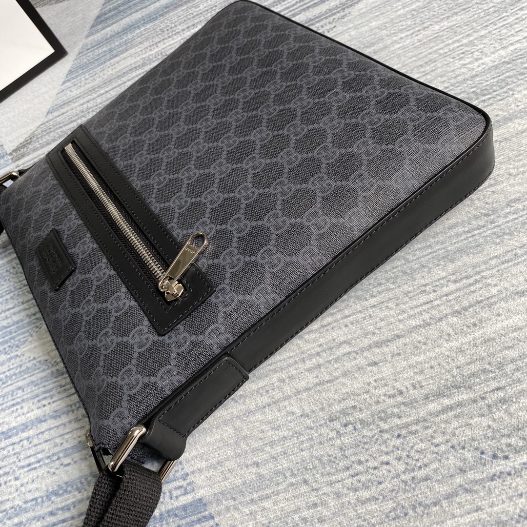 406408 Gucci GG Supreme messenger