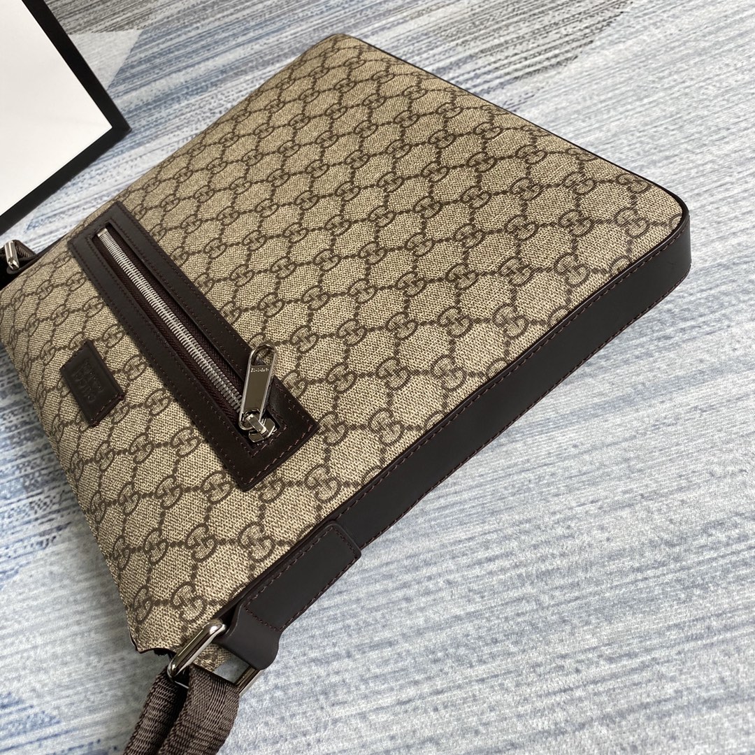 406408 Gucci GG Supreme messenger
