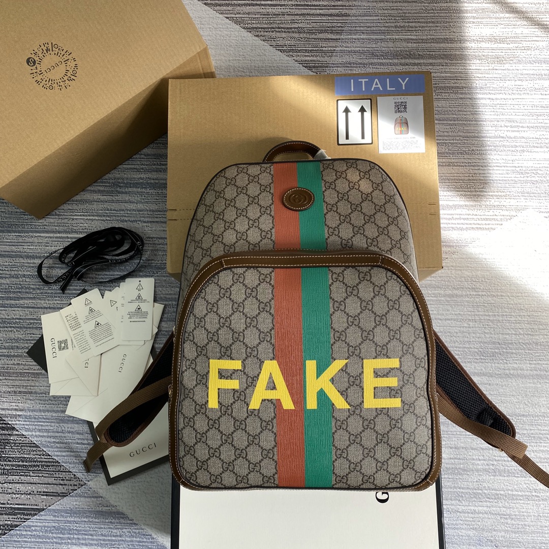 636654 'Fake/Not' print medium backpack, GUCCI Backpacks