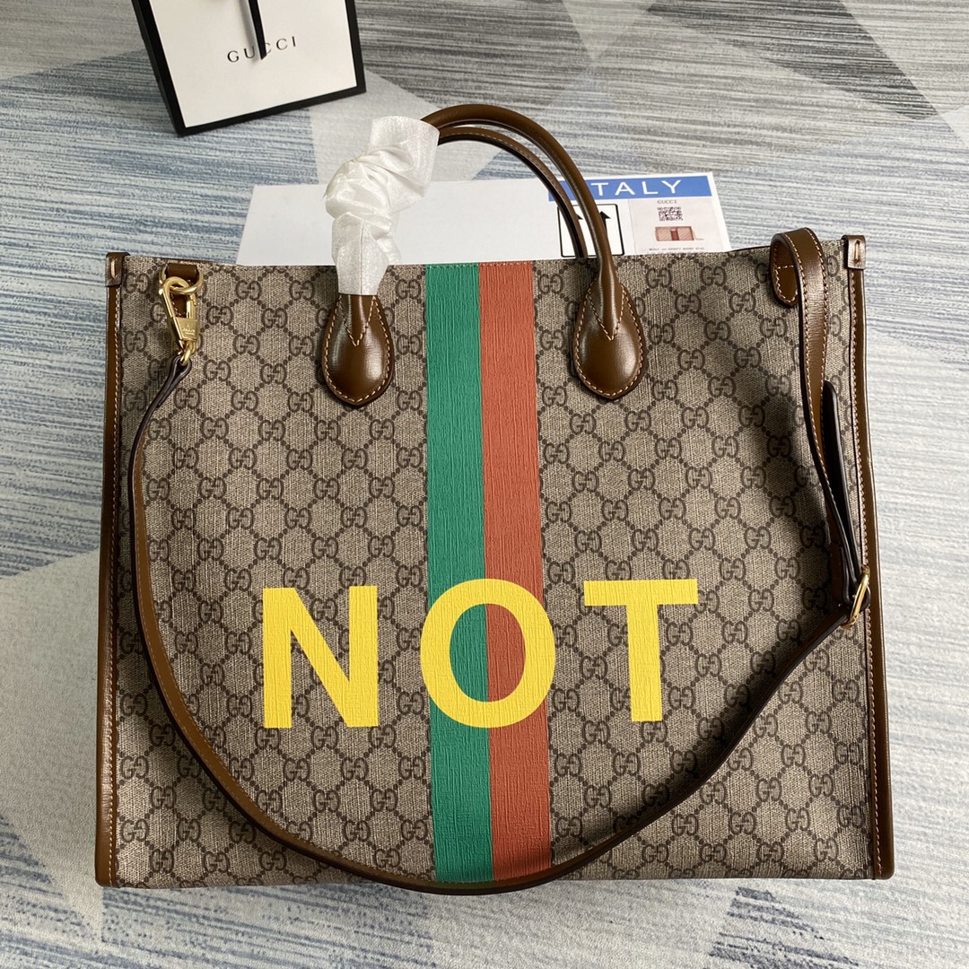 636654 'Fake/Not' print Gucci Off The Grid tote bag, GUCCI