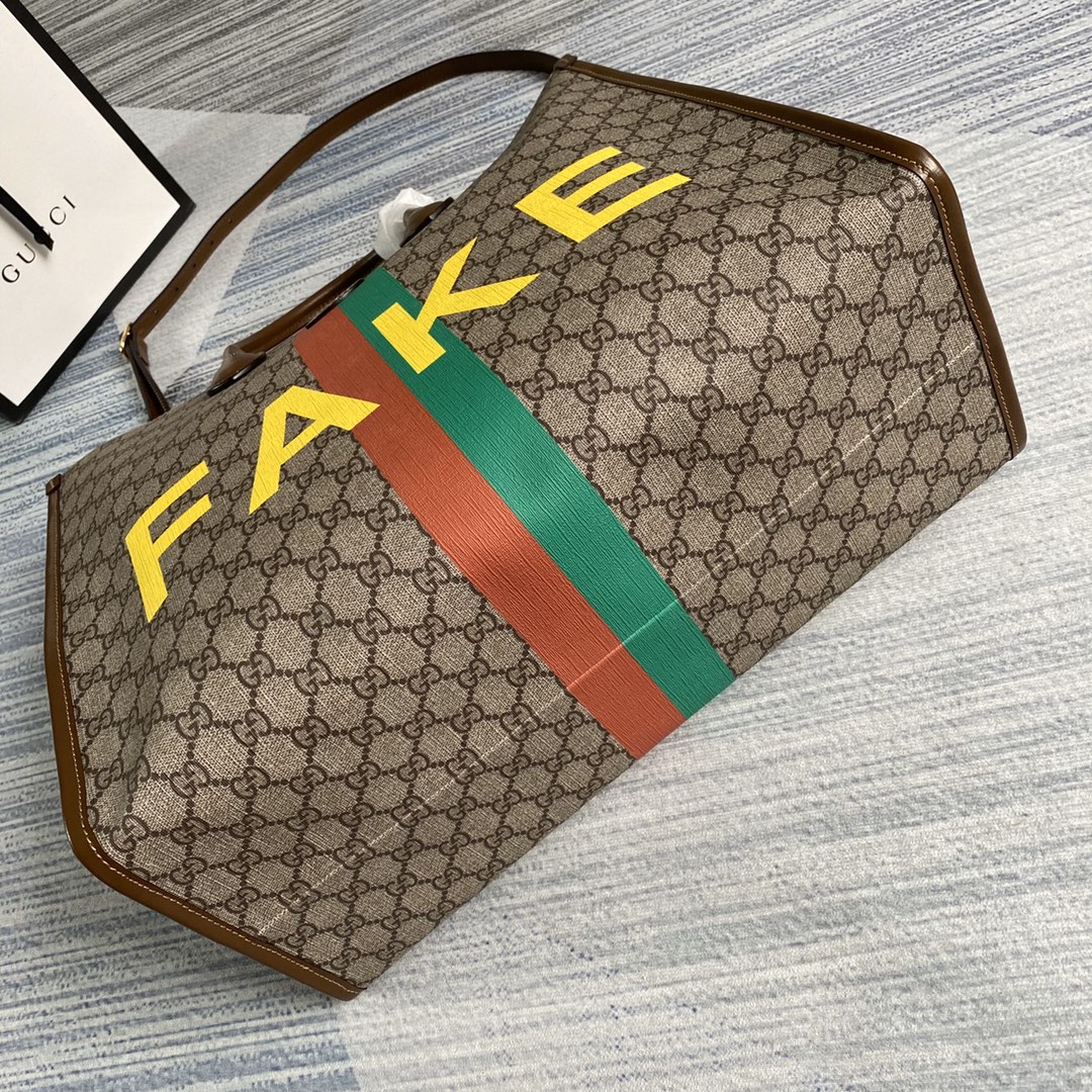 636654 'Fake/Not' print Gucci Off The Grid tote bag, GUCCI
