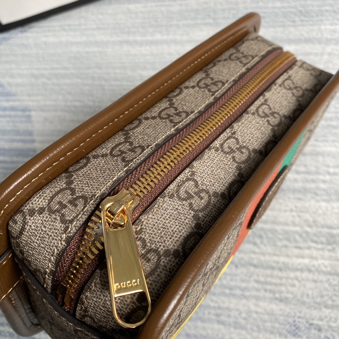 636243  'Fake/Not' print cosmetic case, GUCCI Travel Pouches