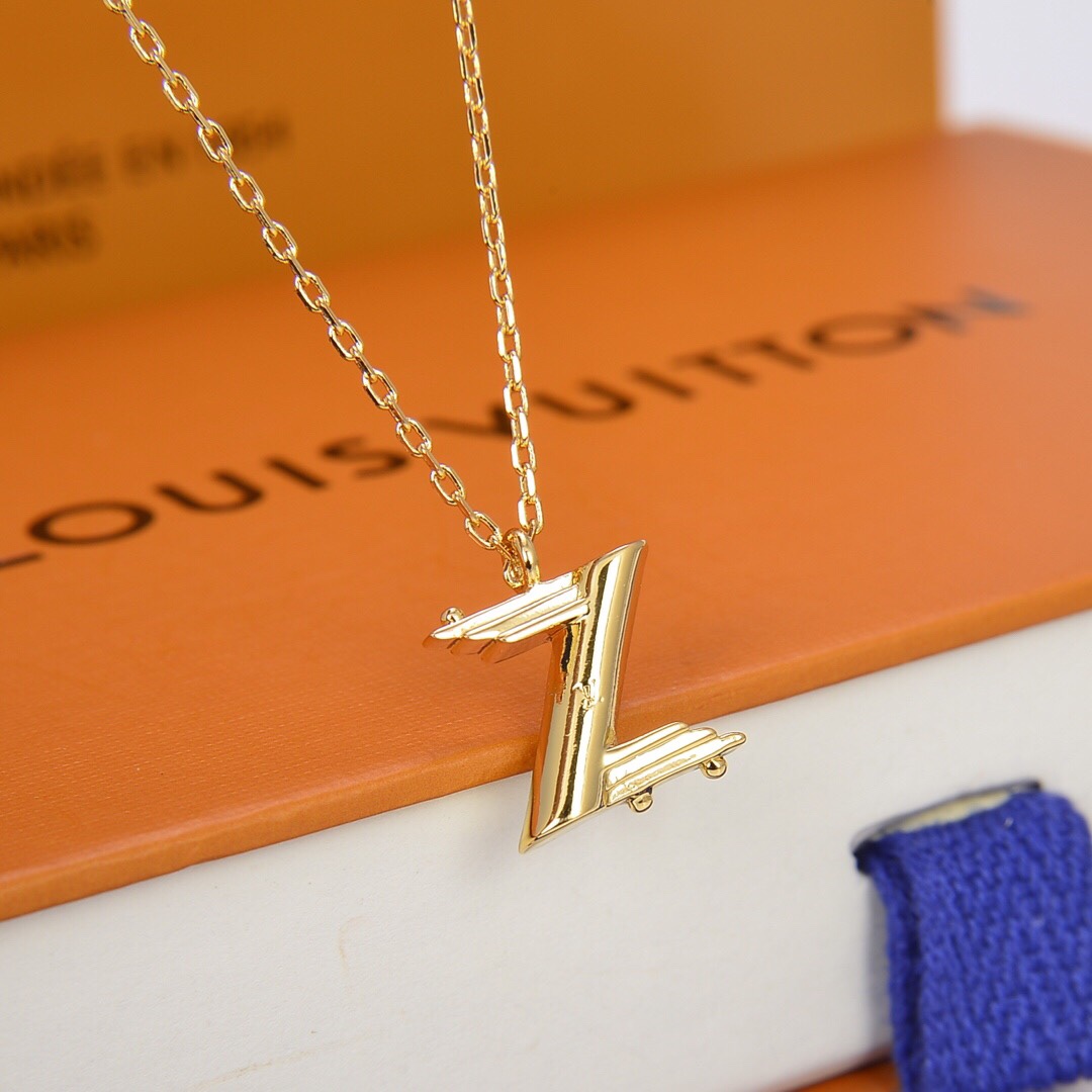 Necklaces and Pendants, Louis Vuitton LV
