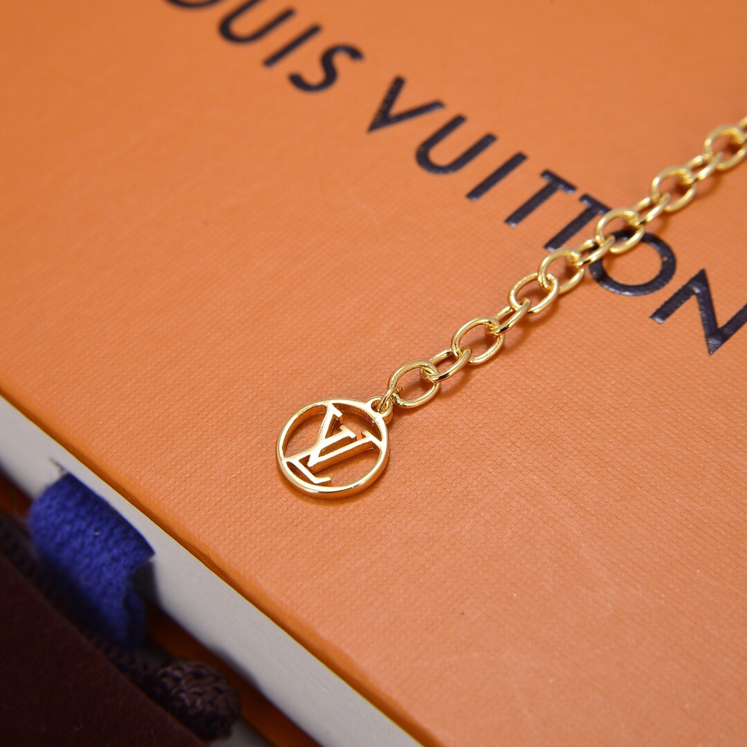 Necklaces and Pendants, Louis Vuitton LV