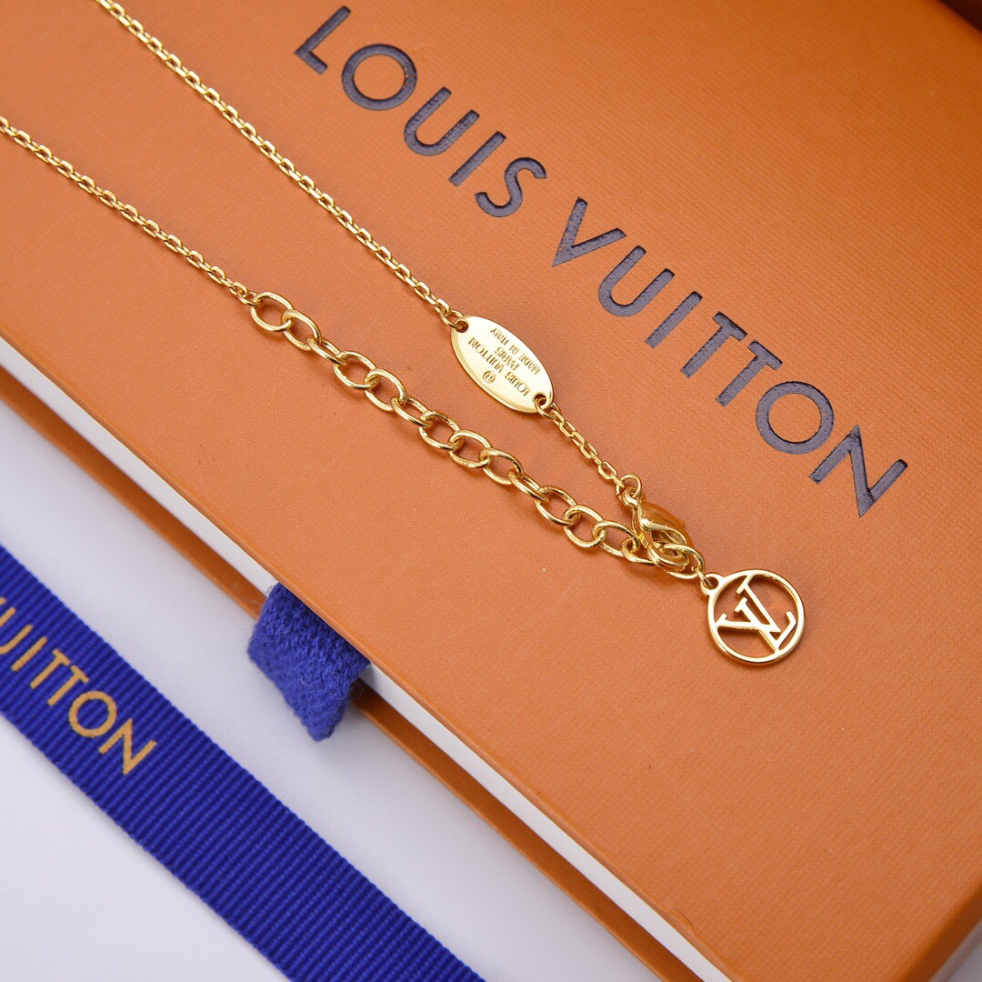 Necklaces and Pendants, Louis Vuitton LV