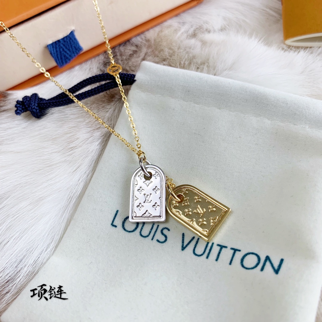 Necklaces and Pendants, Louis Vuitton LV