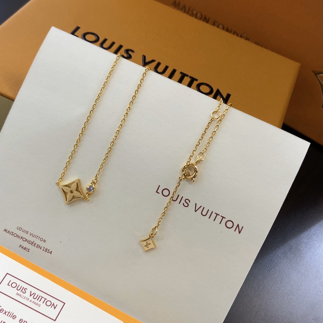 Necklaces and Pendants, Louis Vuitton LV