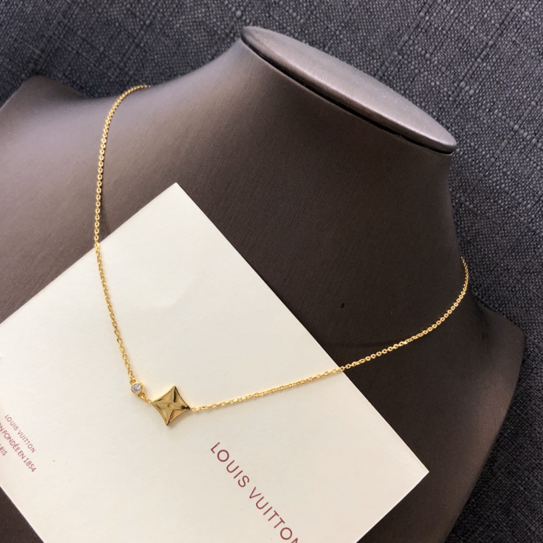 Necklaces and Pendants, Louis Vuitton LV
