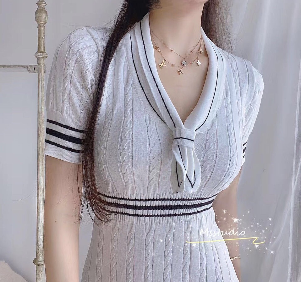 Necklaces and Pendants, Louis Vuitton LV