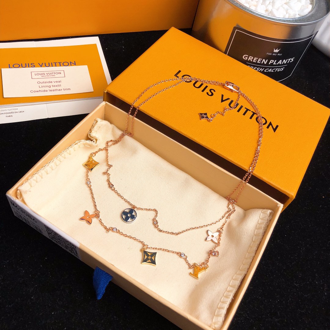 Necklaces and Pendants, Louis Vuitton LV