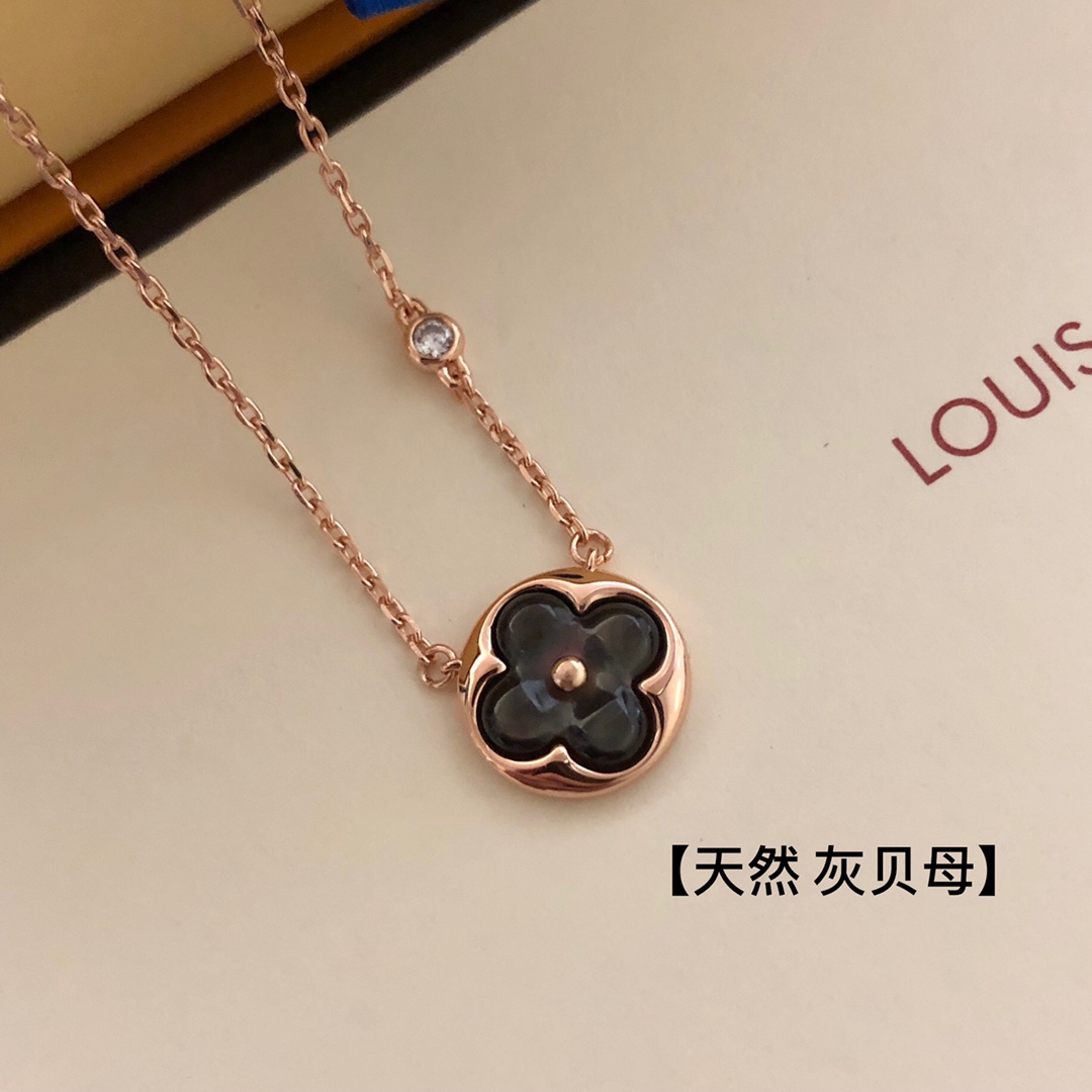 Necklaces and Pendants, Louis Vuitton LV