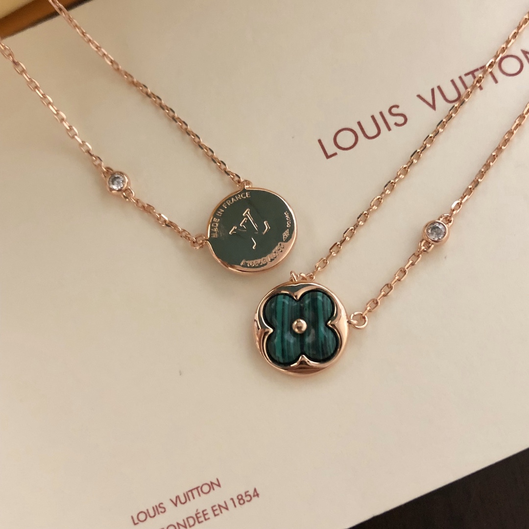 Necklaces and Pendants, Louis Vuitton LV