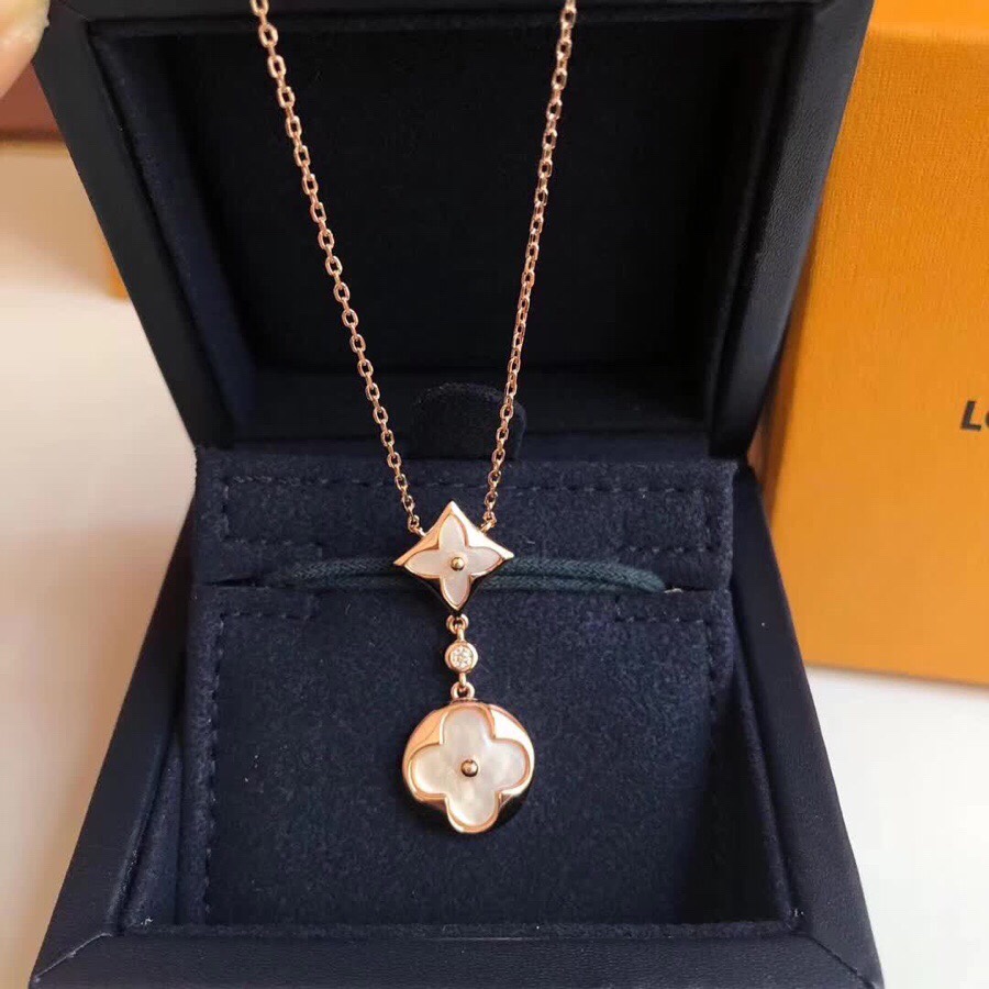 Necklaces and Pendants, Louis Vuitton LV