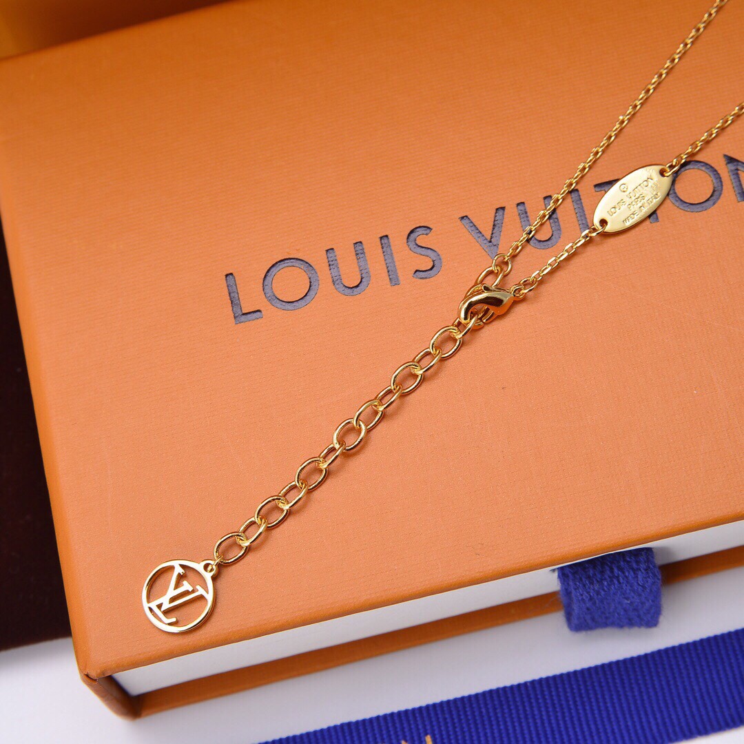 Necklaces and Pendants, Louis Vuitton LV