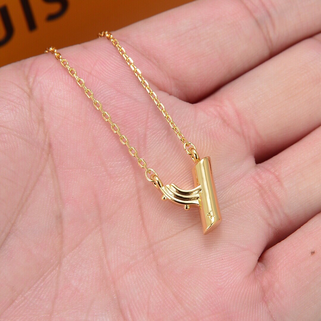 Necklaces and Pendants, Louis Vuitton LV