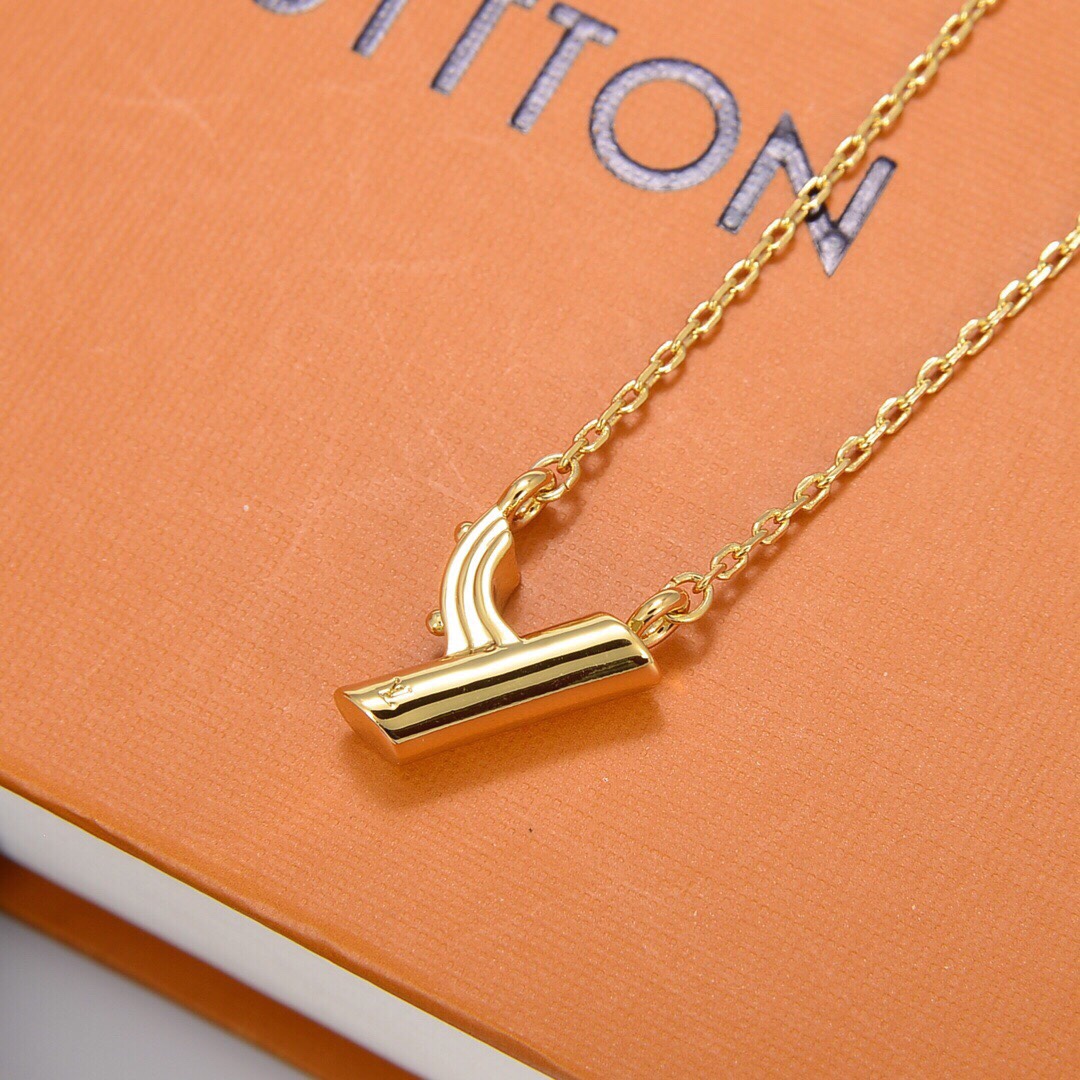 Necklaces and Pendants, Louis Vuitton LV