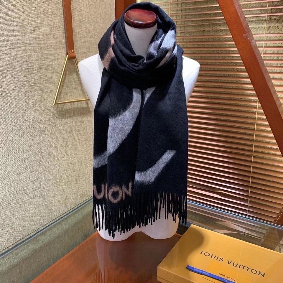 LOUIS VUITTON LV Scarf