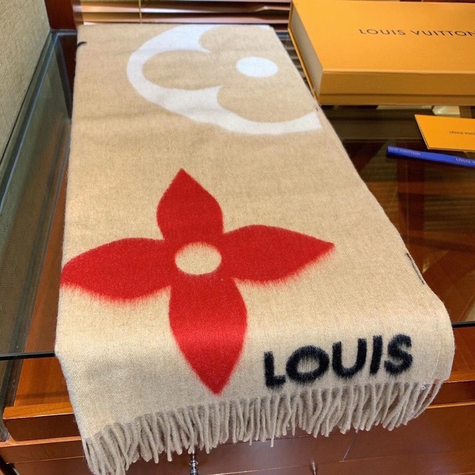 LOUIS VUITTON LV Scarf