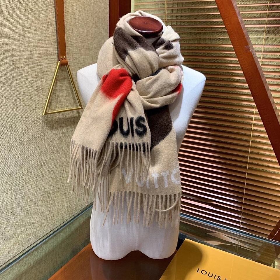 LOUIS VUITTON LV Scarf