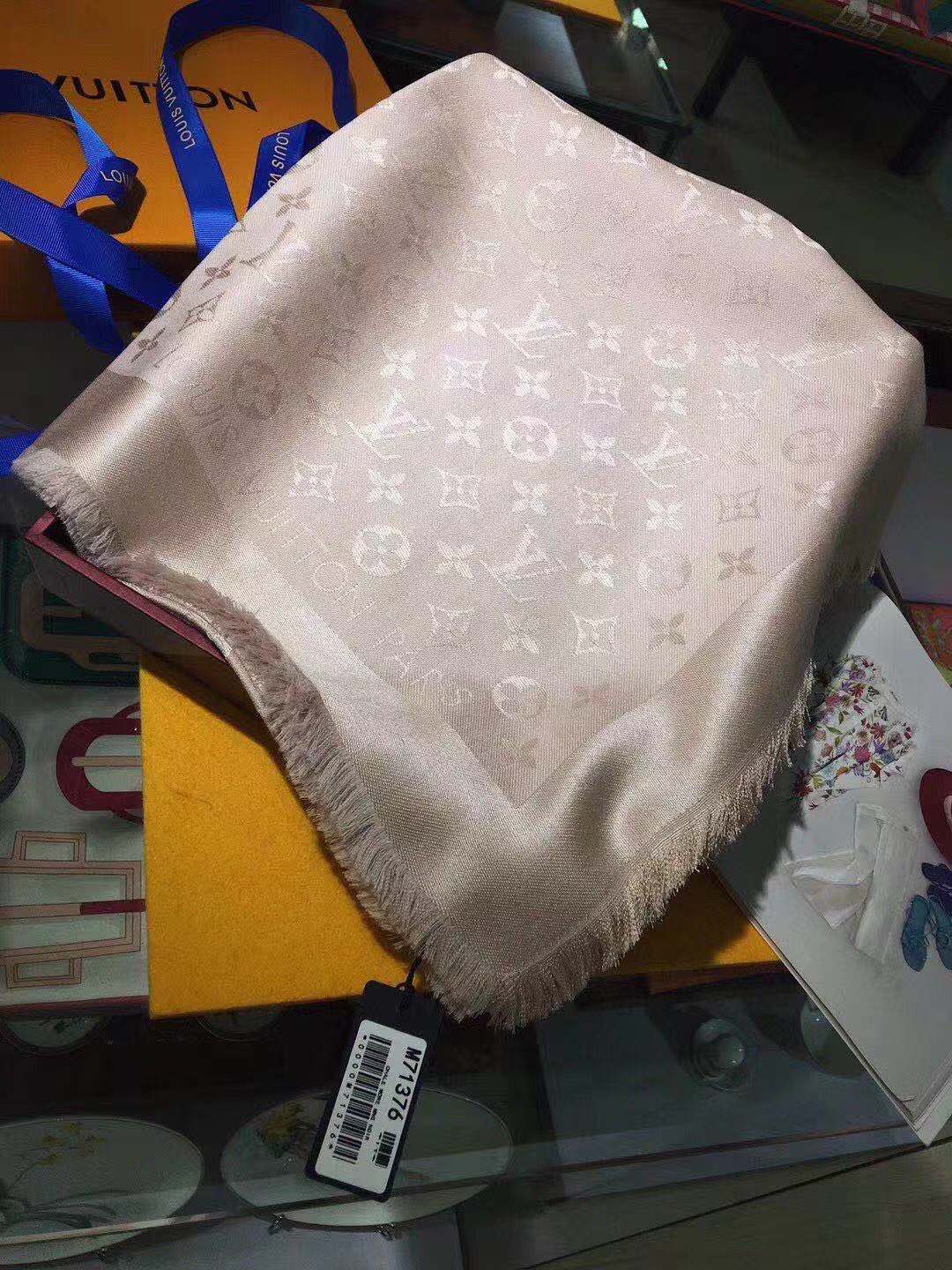 MONOGRAM SHINE SHAWL, LOUIS VUITTON LV SHAWL