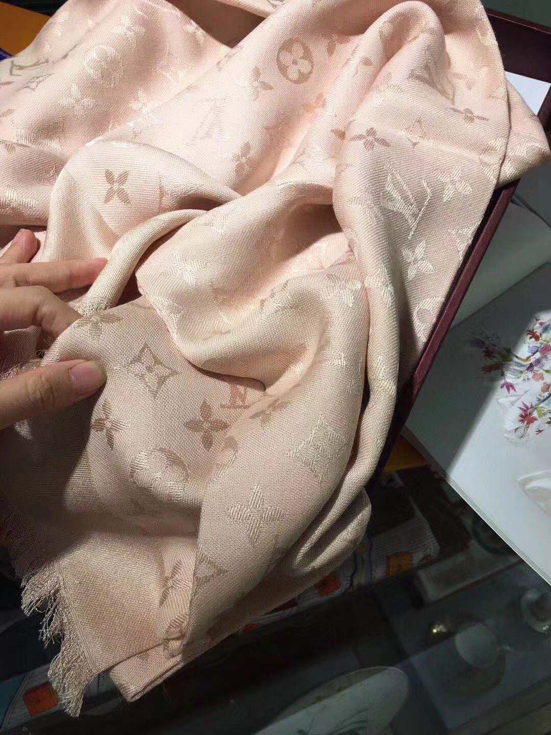 MONOGRAM SHINE SHAWL, LOUIS VUITTON LV SHAWL