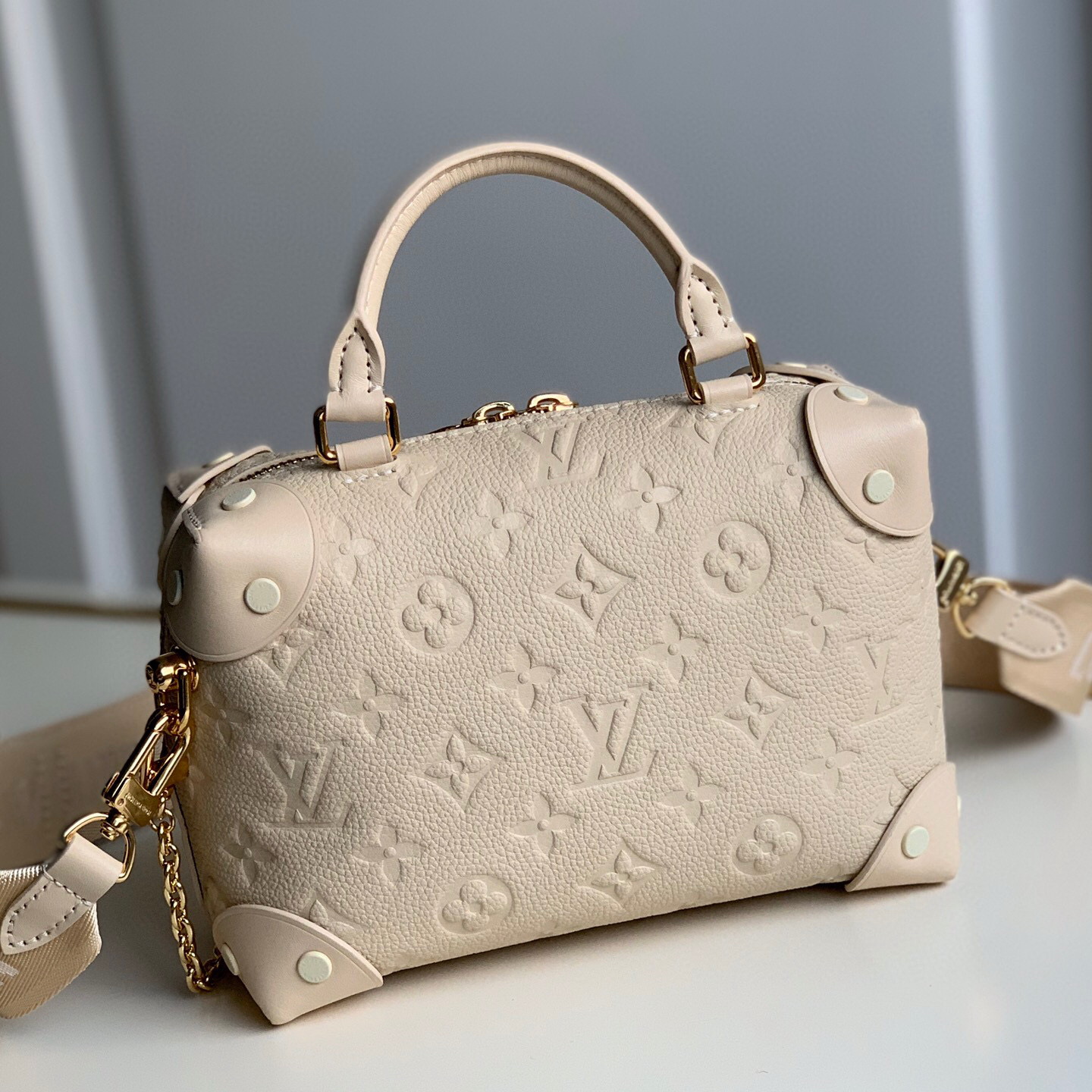 M45394 PETITE MALLE SOUPLE, Louis Vuitton LV Handbags