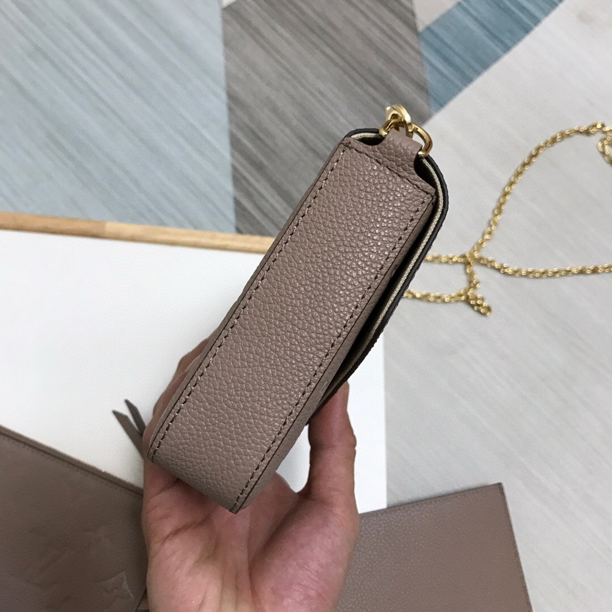 M68697, Louis Vuitton LV, POCHETTE FÉLICIE