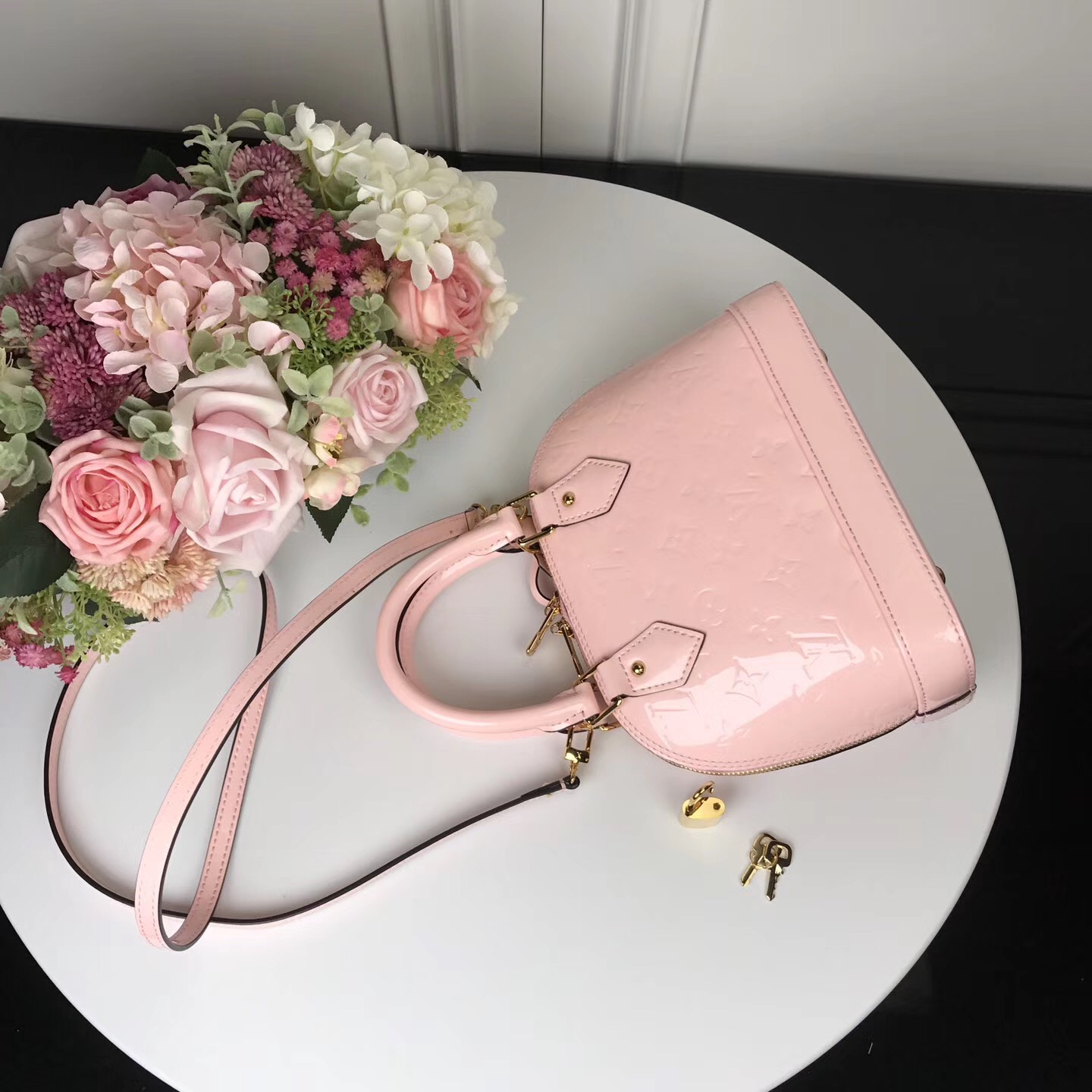 ALMA BB, Leather Handbag, Louis Vuitton LV
