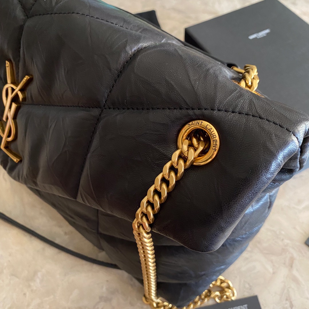 LOULOU PUFFER MEDIUM BAG IN QUILTED WRINKLY MATTE LEATHER, YSL SAINT LAURENT 577475