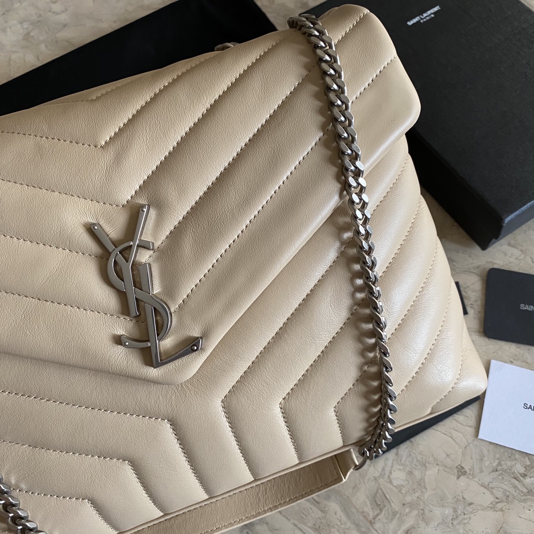 487216, YSL Saint Laurent, MEDIUM LOULOU CHAIN BAG, Y MATELASSÉ LEATHER