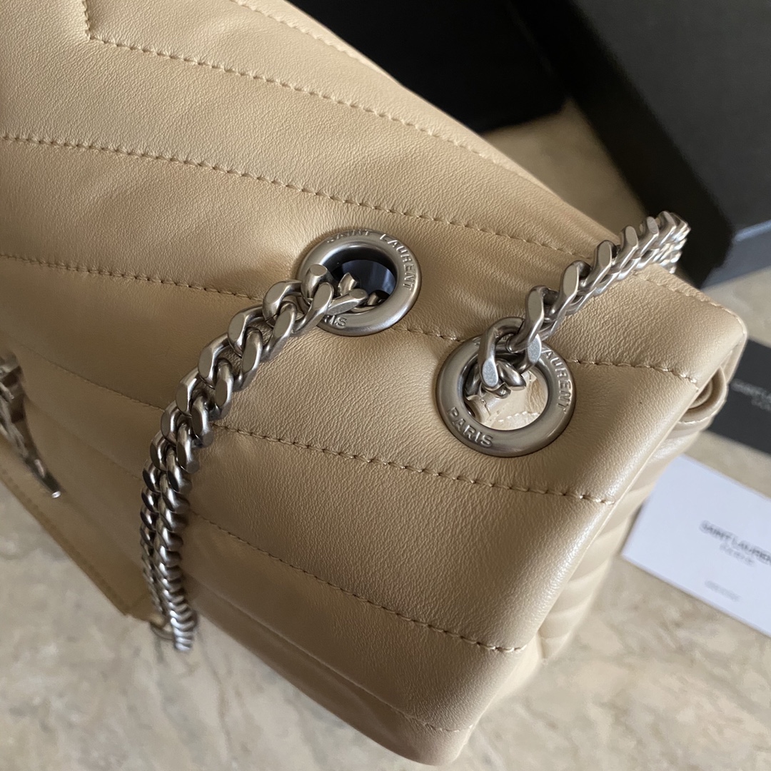487216, YSL Saint Laurent, MEDIUM LOULOU CHAIN BAG, Y MATELASSÉ LEATHER