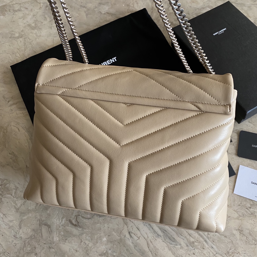 487216, YSL Saint Laurent, MEDIUM LOULOU CHAIN BAG, Y MATELASSÉ LEATHER