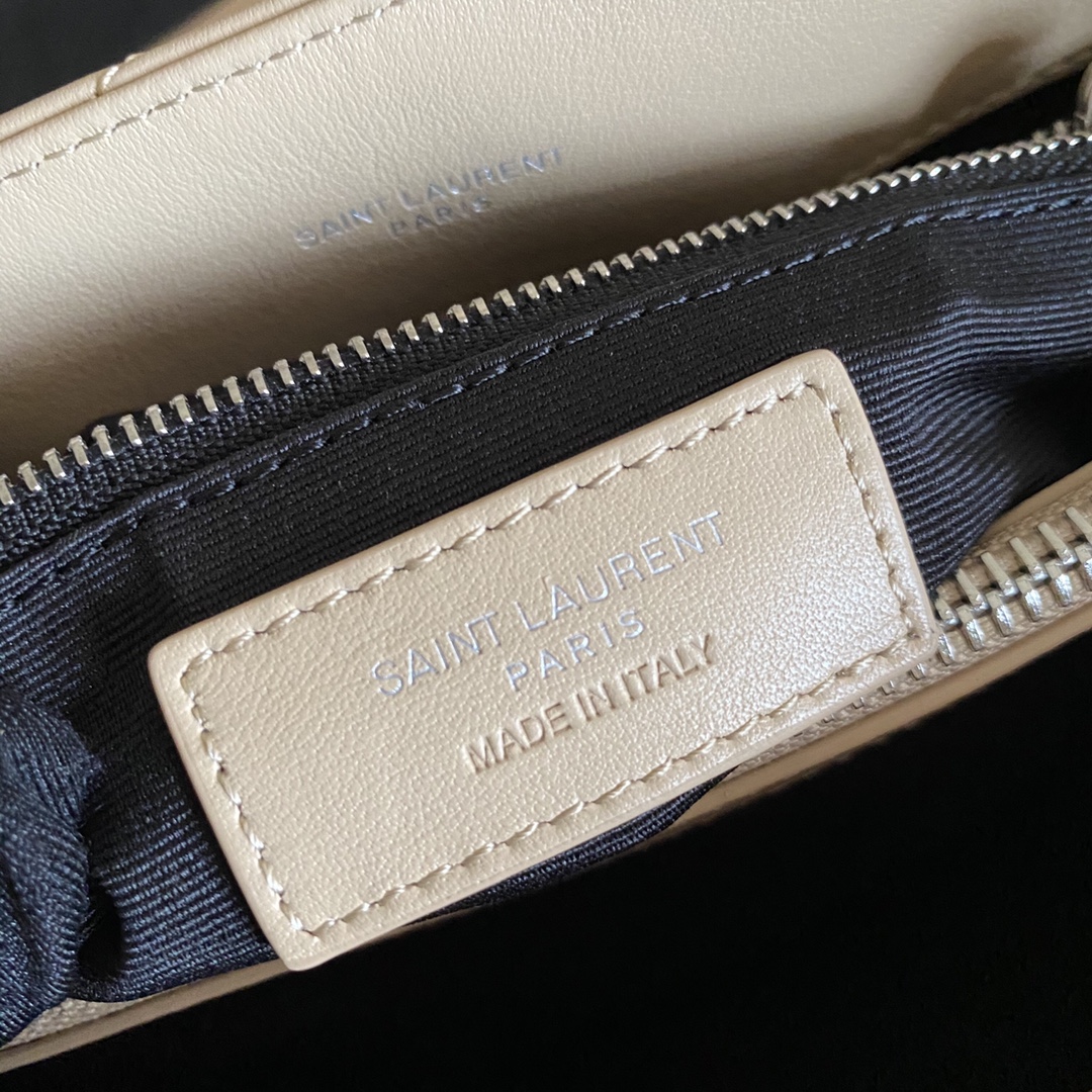 487216, YSL Saint Laurent, MEDIUM LOULOU CHAIN BAG, Y MATELASSÉ LEATHER