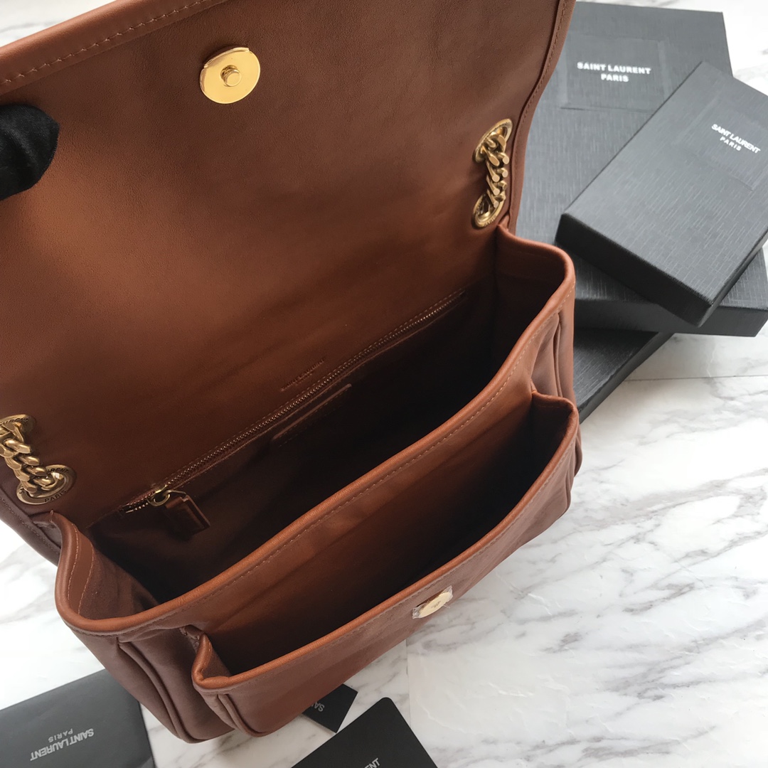 498894 NIKI MEDIUM IN VINTAGE LEATHER, YSL Saint Laurent